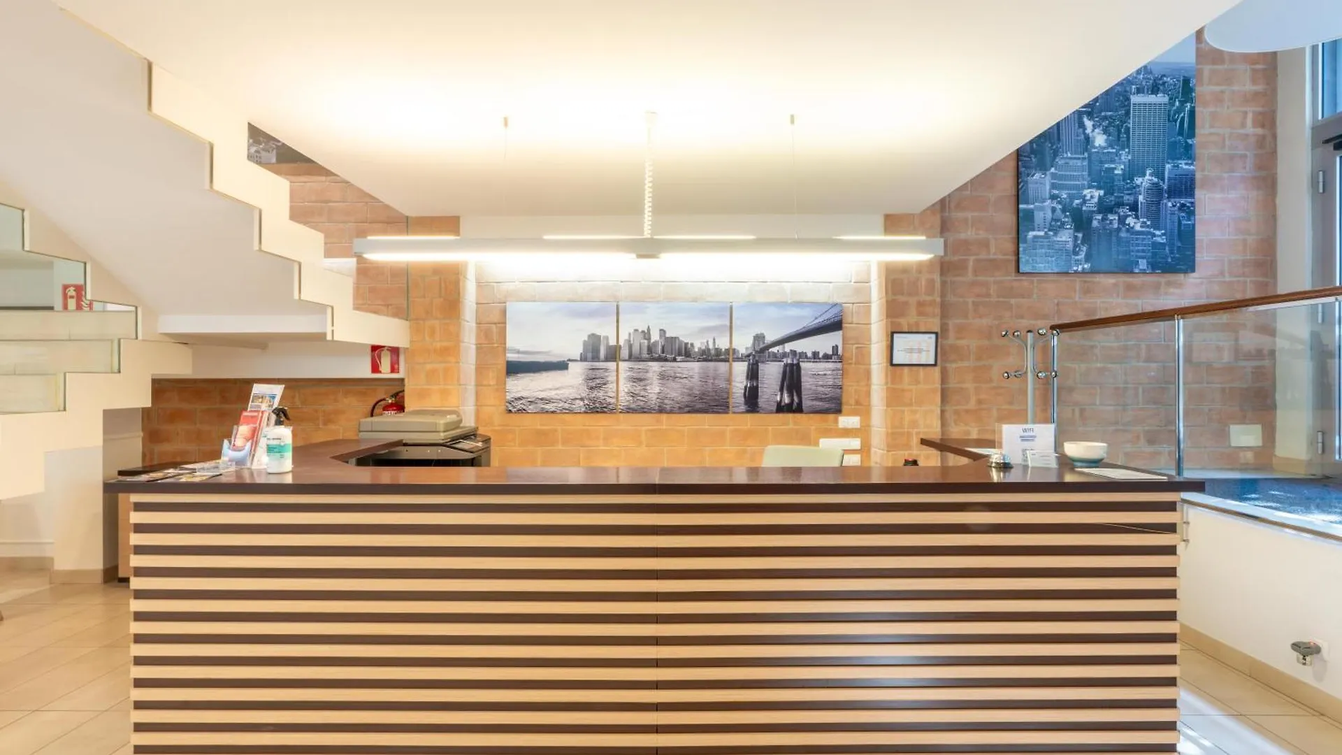 Serennia Fira Gran Via Exclusive Rooms L'Hospitalet de Llobregat Spain