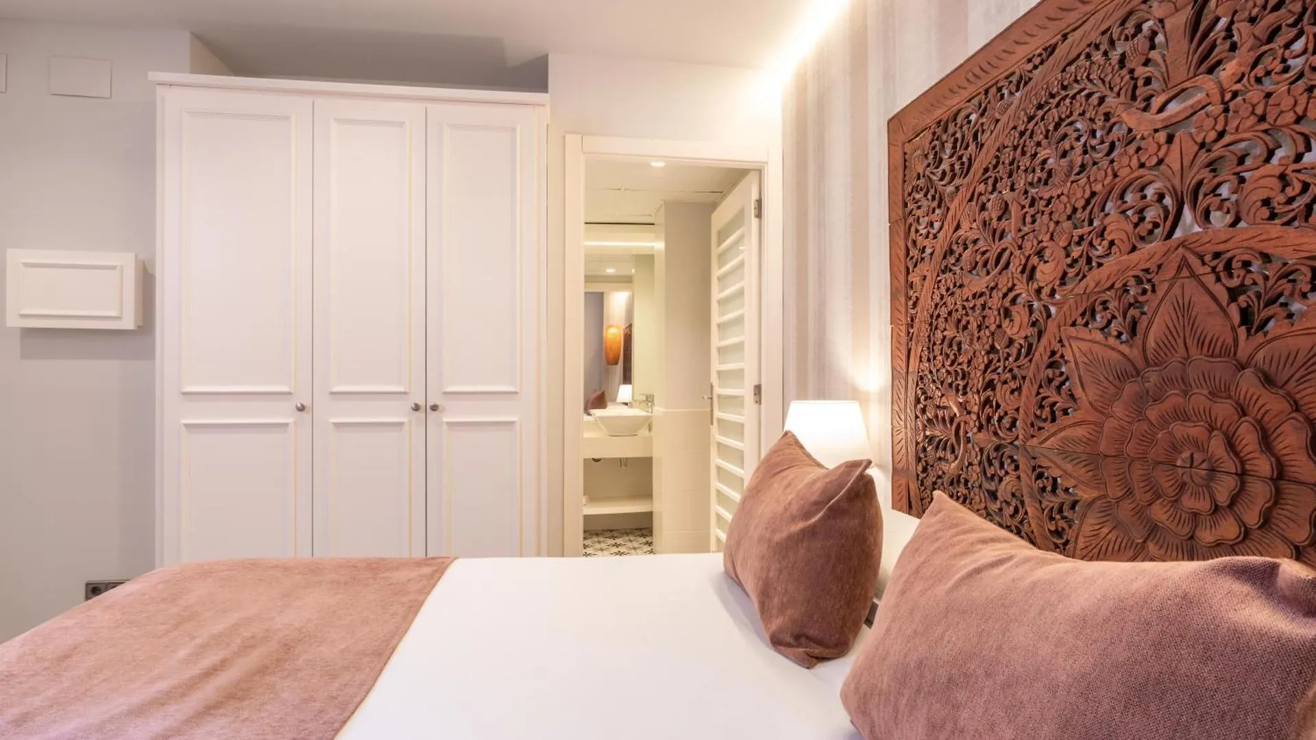 Serennia Fira Gran Via Exclusive Rooms L'Hospitalet de Llobregat